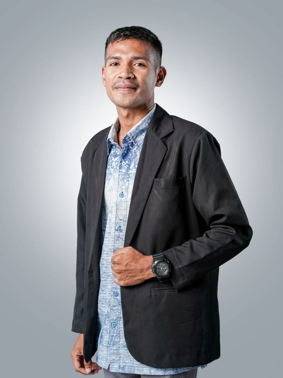 Iksan Soumena, S.KM.,M.K.M