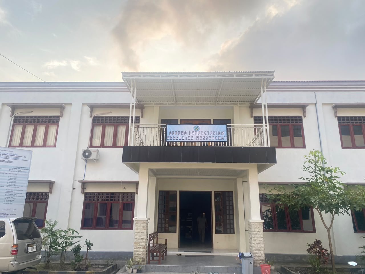 Gedung LABORATORIUM KESEHATAN MASYARAKAT